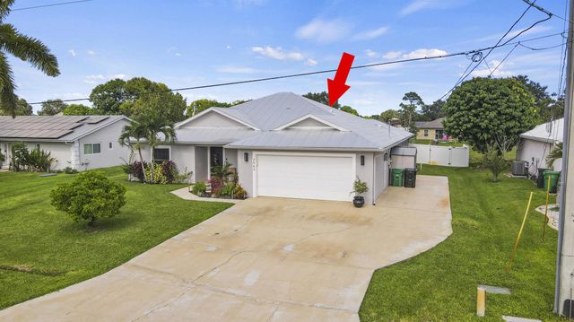 2663 SW Chestnut Lane, Port St Lucie, FL 34953