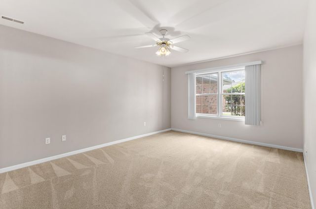 526 Cambridge Court 1b, Munster, IN 46321