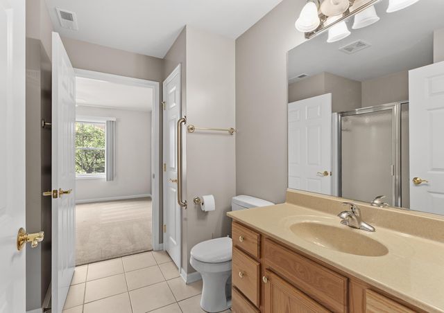 526 Cambridge Court 1b, Munster, IN 46321