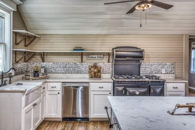 5507 Fm 529 Road, Bellville, TX 77418