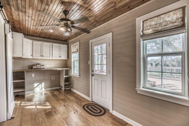 5507 Fm 529 Road, Bellville, TX 77418