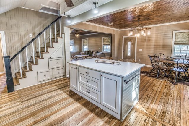 5507 Fm 529 Road, Bellville, TX 77418