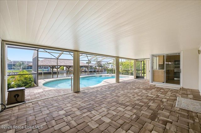 424 Cardinal Drive, Satellite Beach, FL 32937