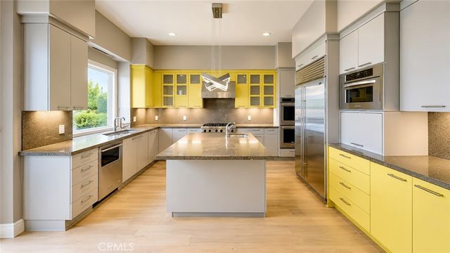3339 Paseo Del Sol, Calabasas, CA 91302