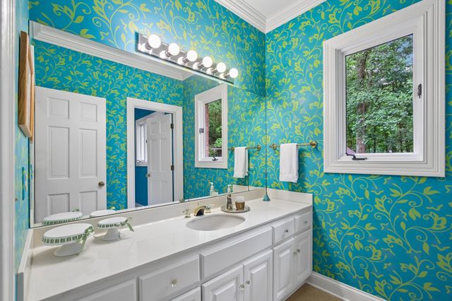 27 Annandale, Nashville, TN 37215