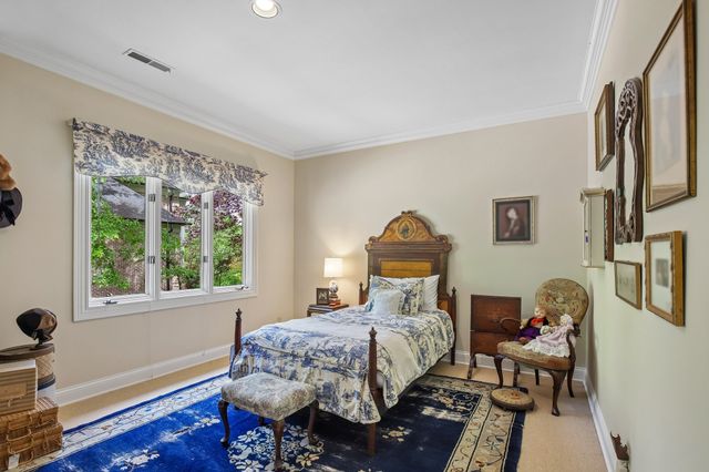 27 Annandale, Nashville, TN 37215