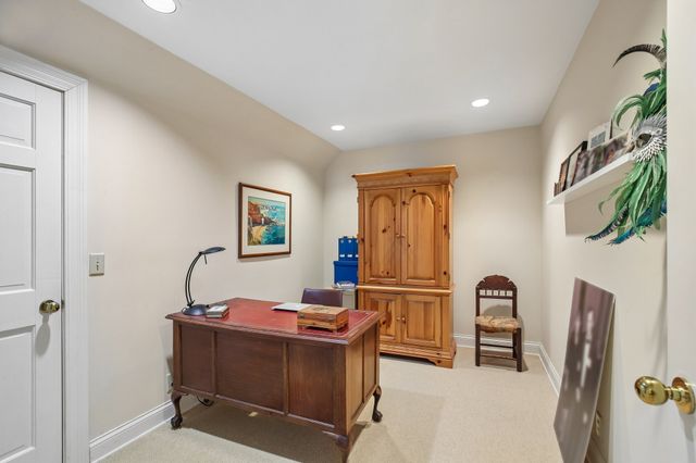 27 Annandale, Nashville, TN 37215