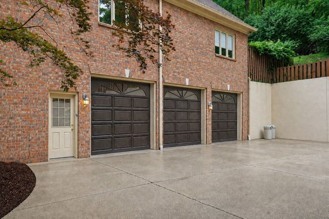 27 Annandale, Nashville, TN 37215