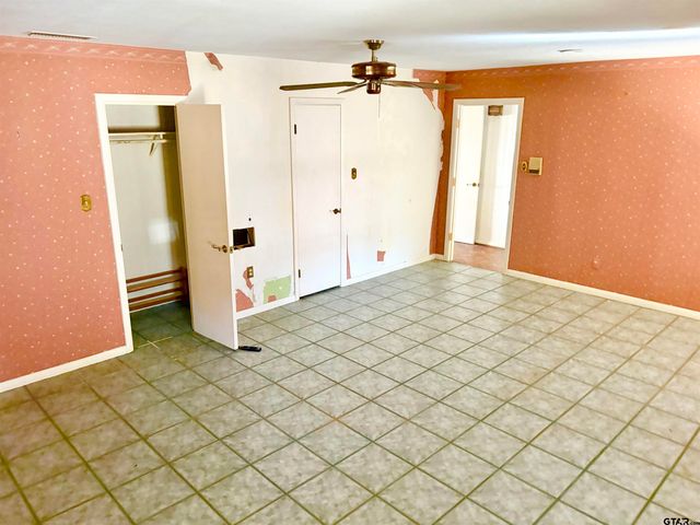 609 HICKORY, Hughes Springs, TX 75656