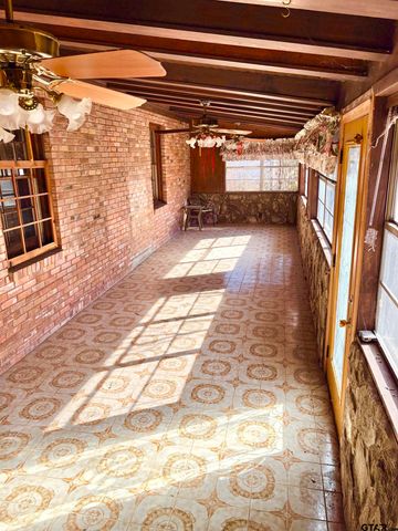 609 HICKORY, Hughes Springs, TX 75656