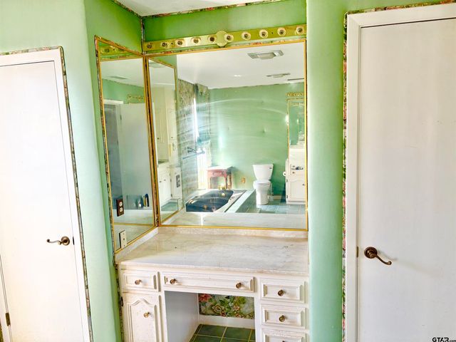 609 HICKORY, Hughes Springs, TX 75656