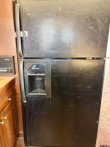 609 HICKORY, Hughes Springs, TX 75656