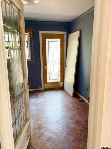 609 HICKORY, Hughes Springs, TX 75656