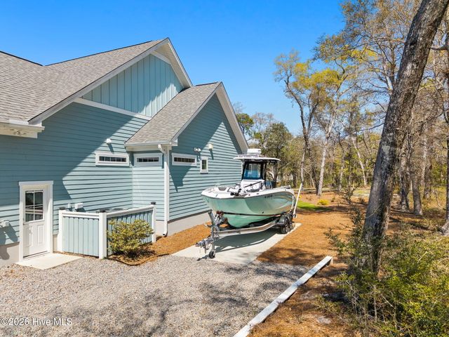 3364 Stone Crab Court SW, Supply, NC 28462