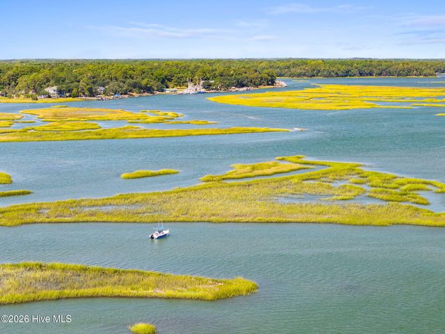 3364 Stone Crab Court SW, Supply, NC 28462