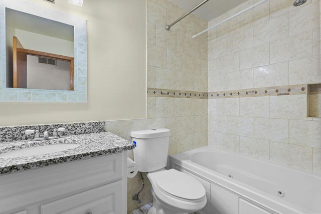 3625 Gettysburg Avenue S 40, Saint Louis Park, MN 55426