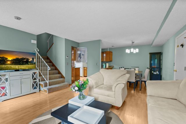 3625 Gettysburg Avenue S 40, Saint Louis Park, MN 55426