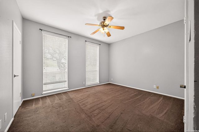 3678 Hidden Dr Apt 2906, San Antonio, TX 78217