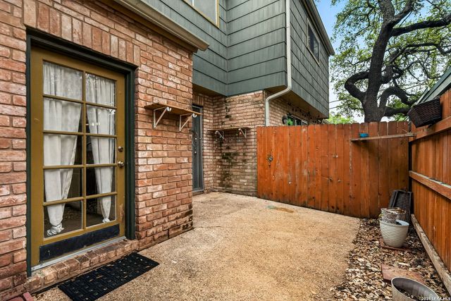 3678 Hidden Dr Apt 2906, San Antonio, TX 78217