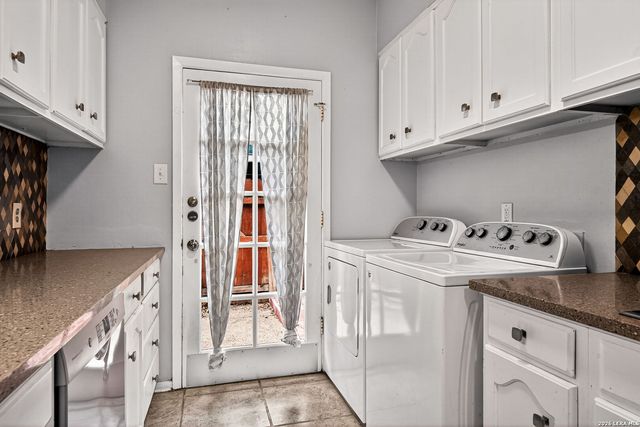 3678 Hidden Dr Apt 2906, San Antonio, TX 78217
