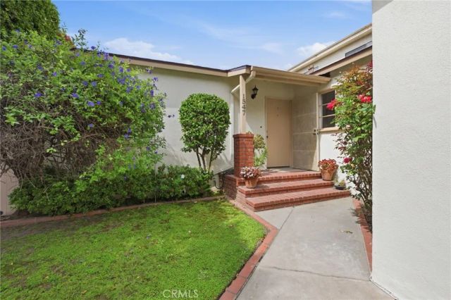 1547 S Westgate, Los Angeles, CA 90025