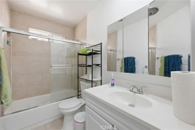 1547 S Westgate, Los Angeles, CA 90025