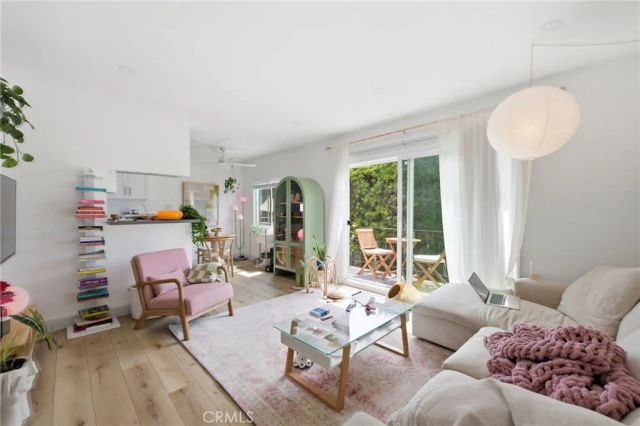 1547 S Westgate, Los Angeles, CA 90025