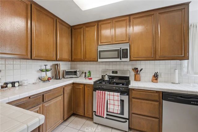 1547 S Westgate, Los Angeles, CA 90025