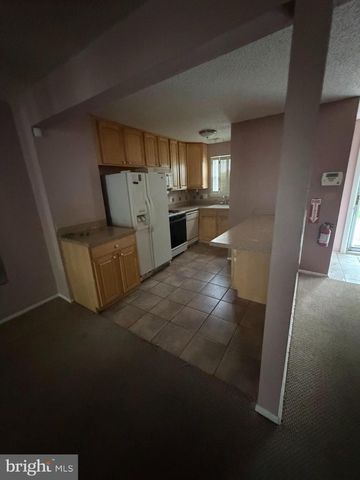 113 LA CASCATA TNHS, Clementon, NJ 08021