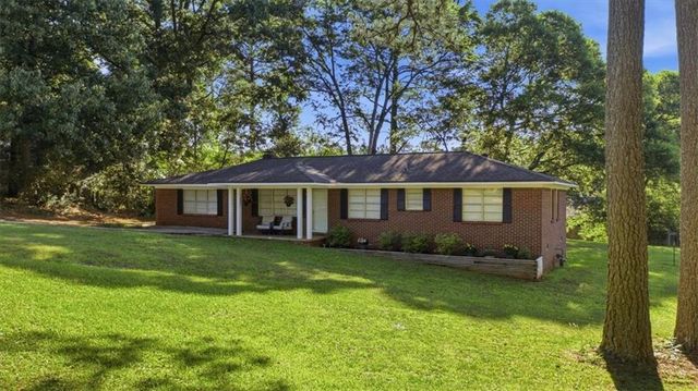 112 Pine Street, Calhoun, GA 30701