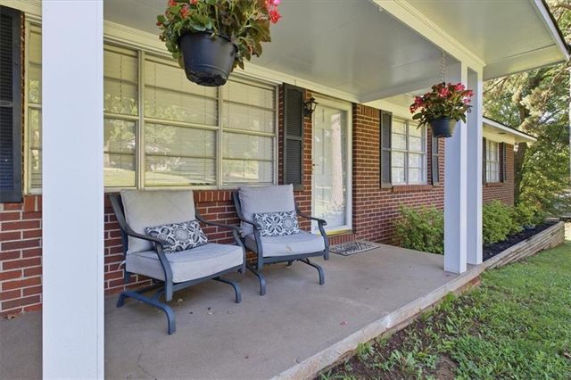 112 Pine Street, Calhoun, GA 30701