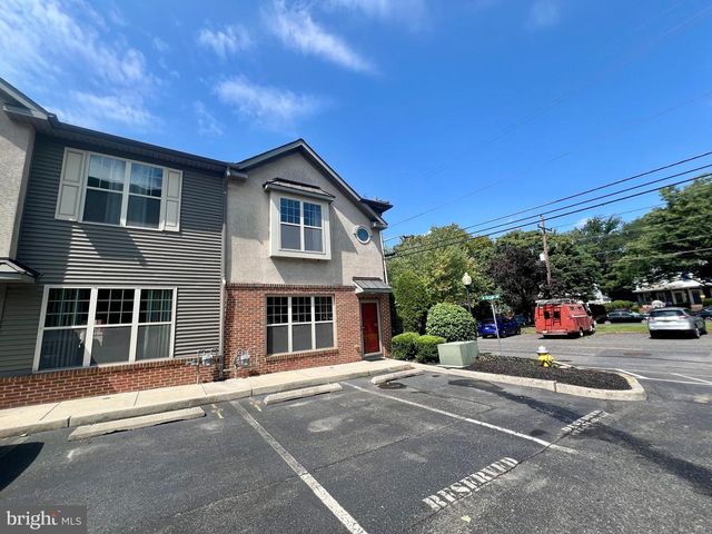 2 W STATION LN, Merchantville, NJ 08109