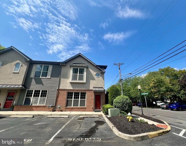 2 W STATION LN, Merchantville, NJ 08109