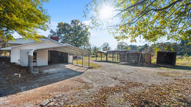 2009 Windy Hill Farm Lane, Zebulon, NC 27597