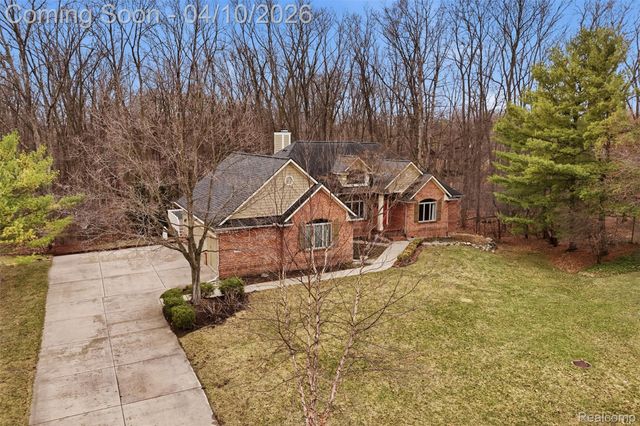 2181 Trillium Woods Drive, Ann Arbor Charter Township, MI 48105