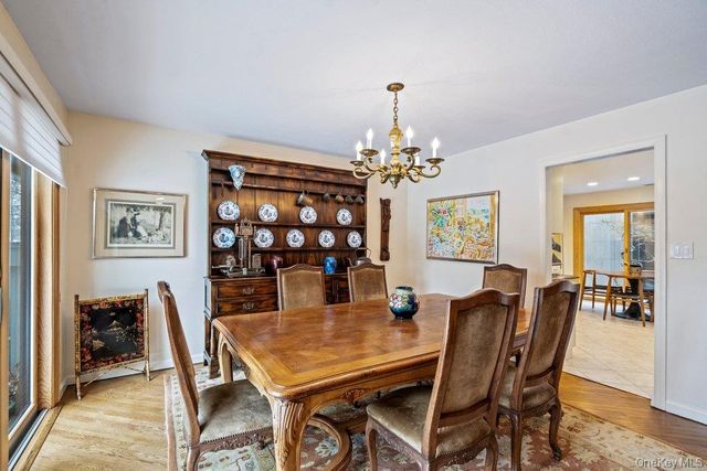 194 Alta Terrace Terrace, Jericho, NY 11753