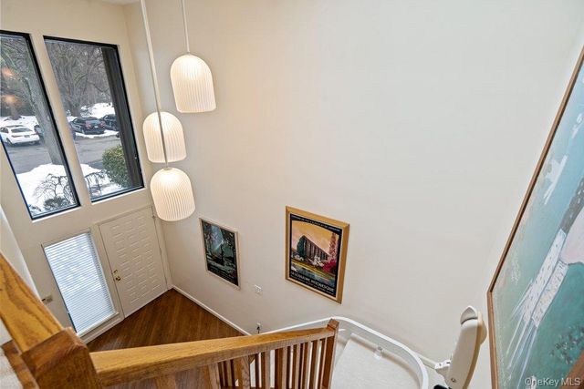 194 Alta Terrace Terrace, Jericho, NY 11753