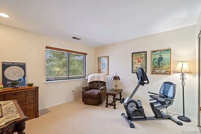 194 Alta Terrace Terrace, Jericho, NY 11753