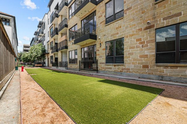 1616 W Dallas Street 128, Houston, TX 77019