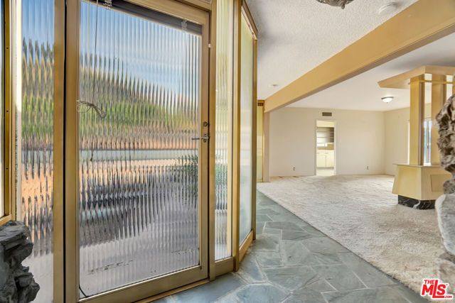 1682 Larco Way, Glendale, CA 91202