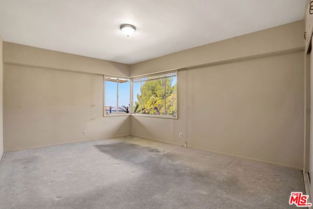 1682 Larco Way, Glendale, CA 91202