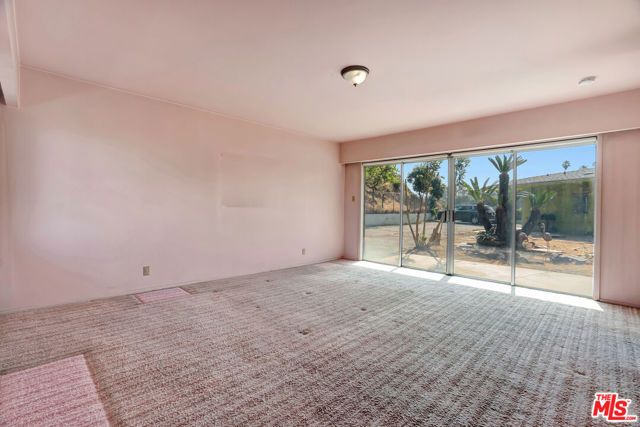 1682 Larco Way, Glendale, CA 91202