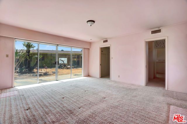 1682 Larco Way, Glendale, CA 91202