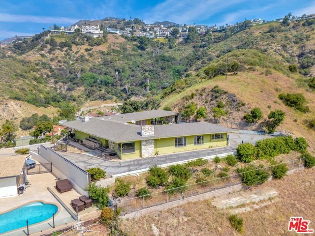 1682 Larco Way, Glendale, CA 91202