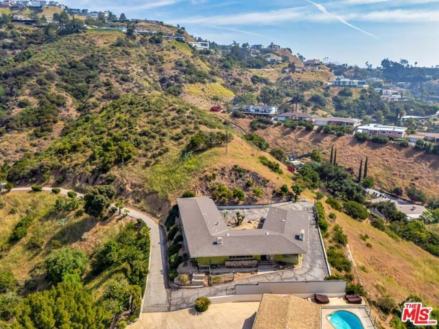 1682 Larco Way, Glendale, CA 91202