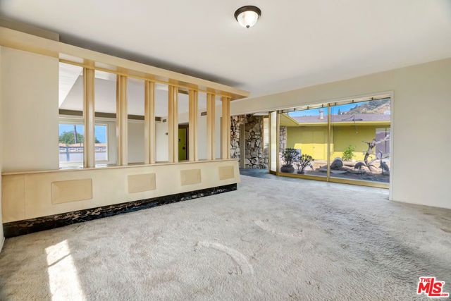 1682 Larco Way, Glendale, CA 91202