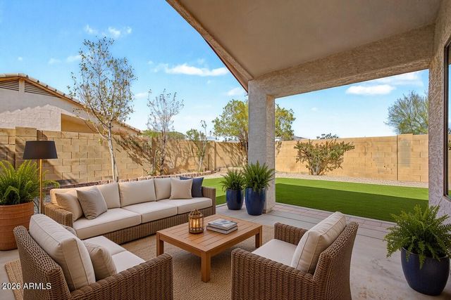 10376 W TONOPAH Drive, Peoria, AZ 85382