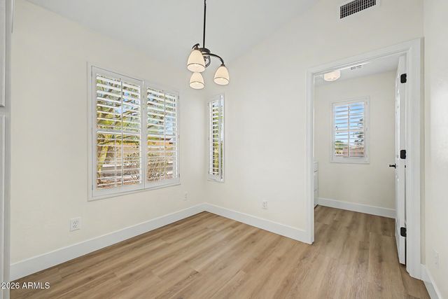 10376 W TONOPAH Drive, Peoria, AZ 85382