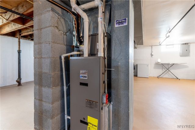 2248 George Urban Boulevard, Cheektowaga, NY 14043