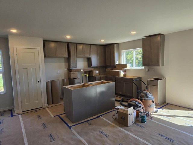 548 Harvest LANE, Hartford, WI 53027